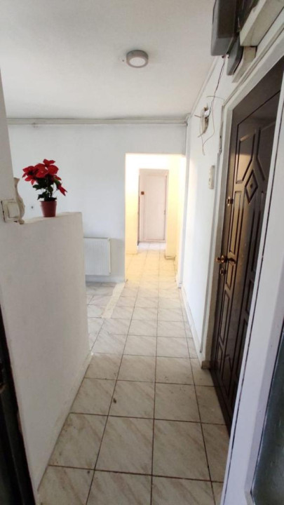 Apartament 3 Camere Decomandat /  Zona CET Anda 