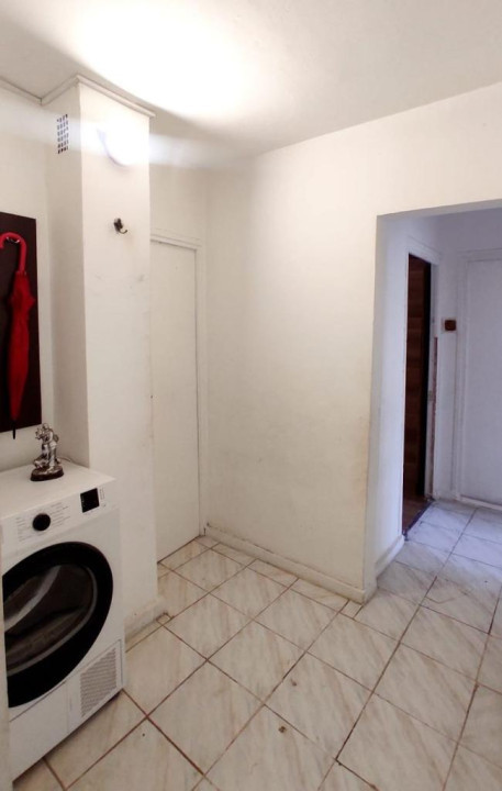 Apartament 3 Camere Decomandat /  Zona CET Anda 