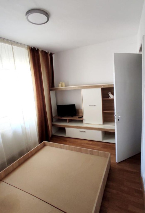 Apartament 3 Camere Decomandat /  Zona CET Anda 