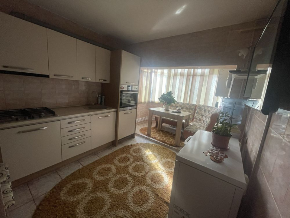 Apartament 2 camere Decomandat / Zona KM 4-5