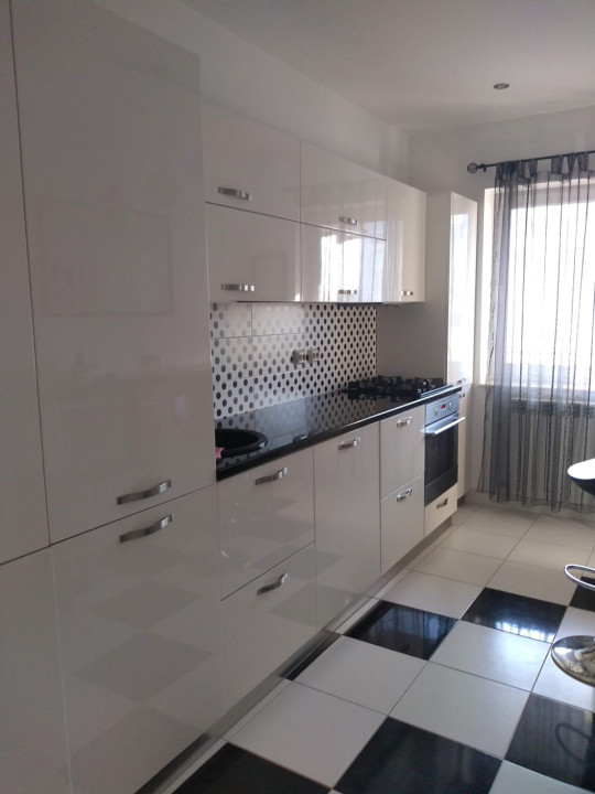 Apartament 2 camere zona Tomis Plus_Maurer cu loc de parcare privat