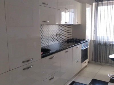 Apartament 2 camere zona Tomis Plus_Maurer cu loc de parcare privat