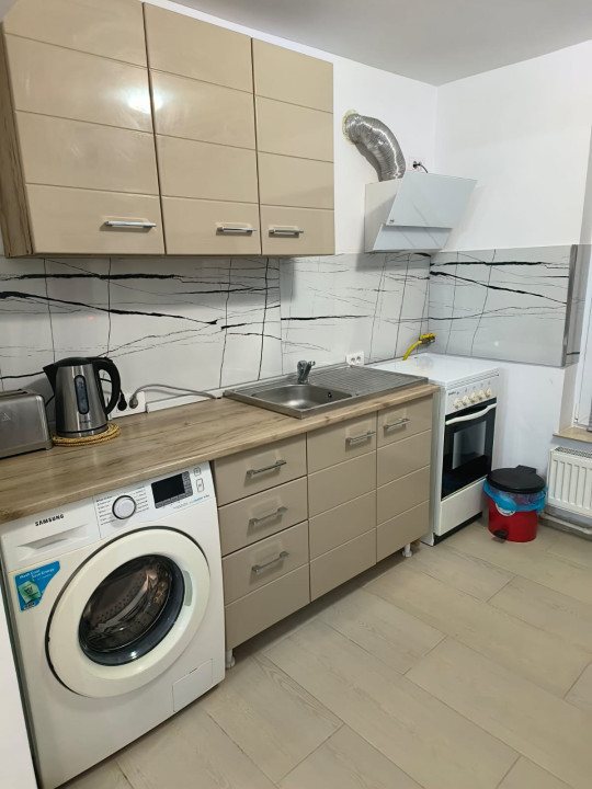 Apartament 2 camere zona Institutul de Marina | Loc de parcare 