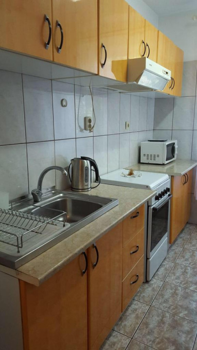 Apartament 2 camere zona Spitalul Judetean | Termen lung