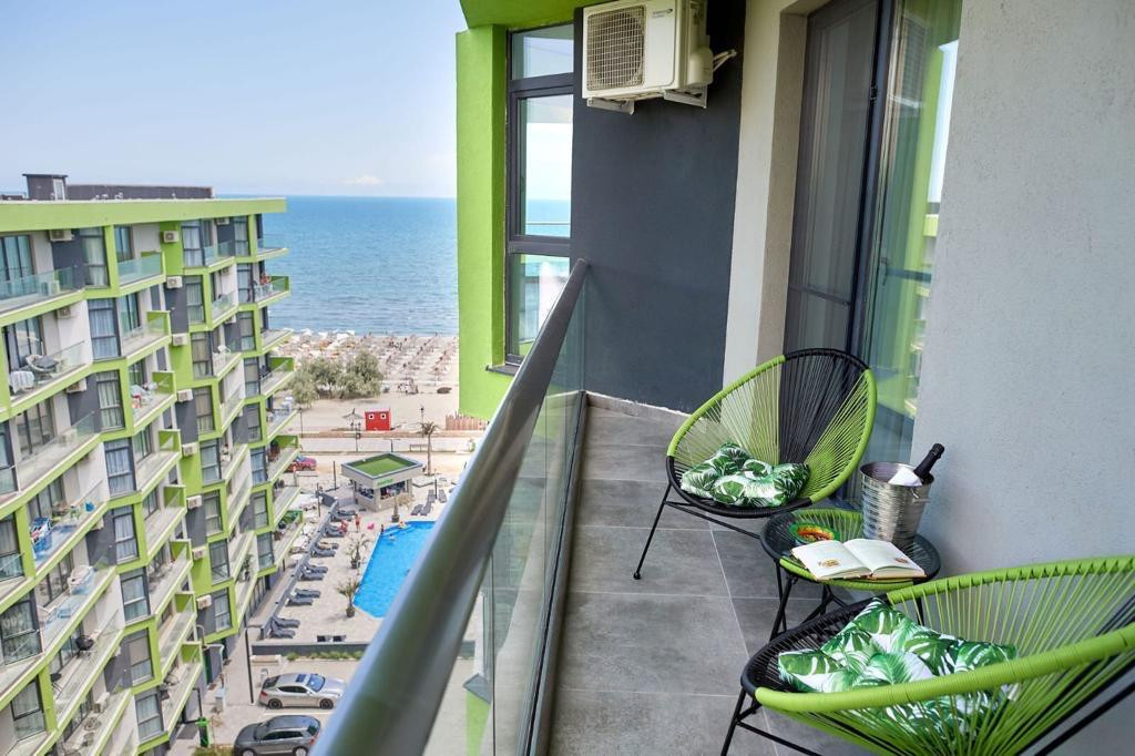 De inchiriat apartament 2 camere ALEZZI beach resort