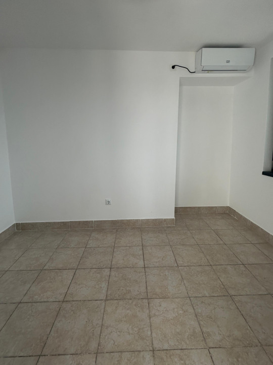 De Inchiriat spatiu comercial / 28mp / Utilitati incluse in pret