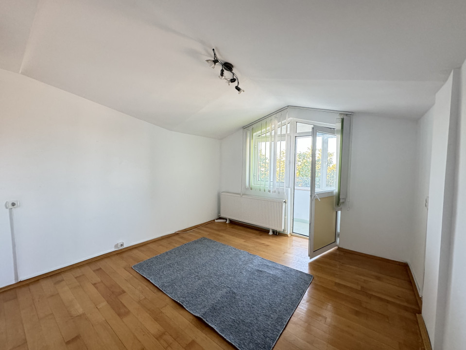 ETAJ 1 + MANSARDA | 4 CAMERE | 700 EURO