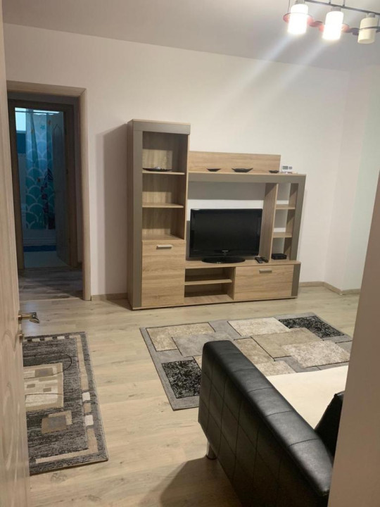 Apartament 2 camere zona Spitalul Judetean || Termen lung