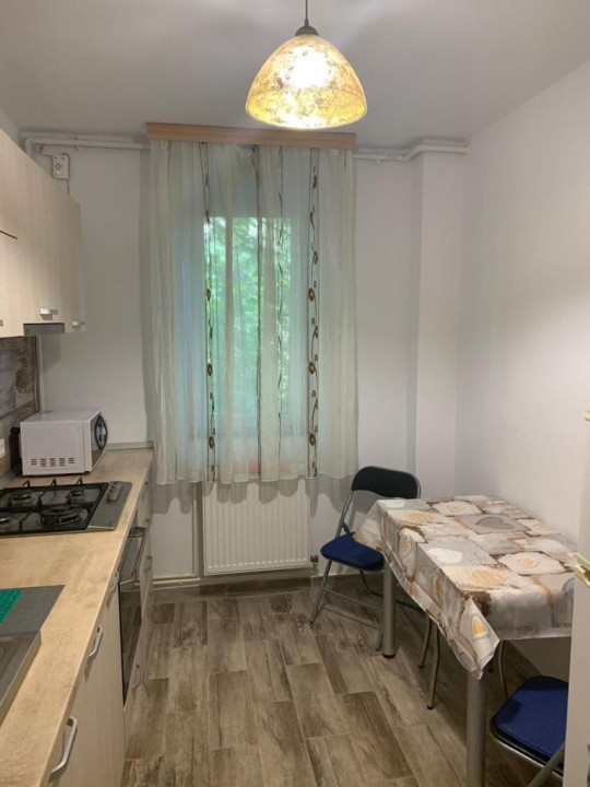 Apartament 2 camere zona Spitalul Judetean || Termen lung