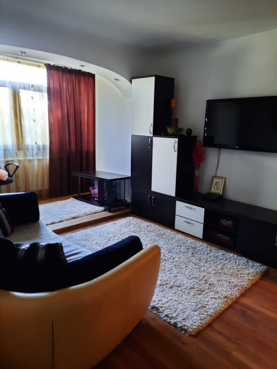 2 CAMERE  |  CITY PARK  |  SAT VACANTA 