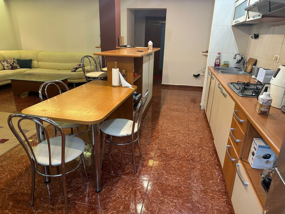 4 CAMERE | DECOMANDAT | ULTRACENTRAL