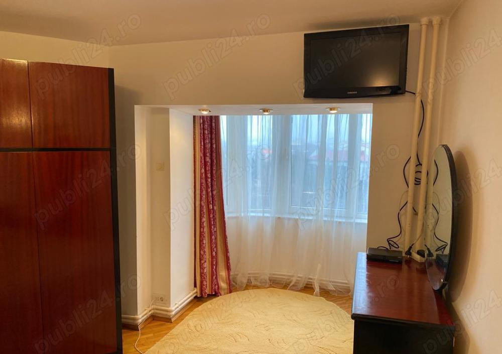 Apartament 3 camere zona Victoria || Loc de parcare || Termen lung