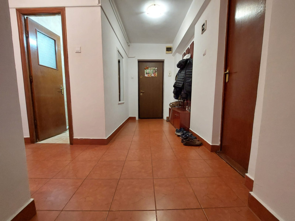 3 CAMERE  |  BULEVARDUL MAMAIA  |  SPITALUL MILITAR