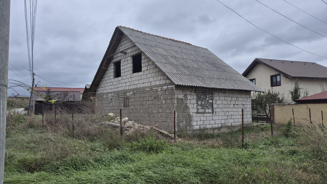 INTRAVILAN | 559 MP | STADION | CASA NEFINALIZATA