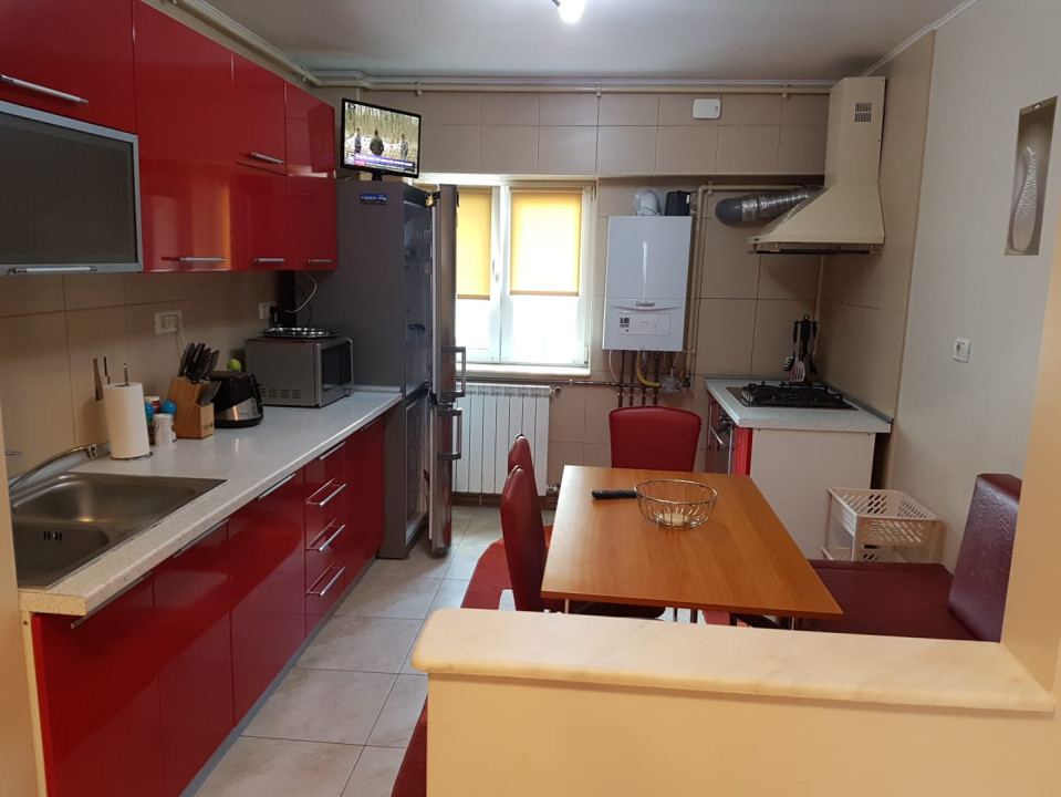 APARTAMENT 3 CAMERE | DECOMANDAT | ZONA STADION-VICTORIA | LOC DE PARCARE 