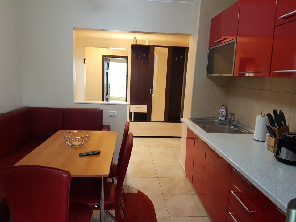 APARTAMENT 3 CAMERE | DECOMANDAT | ZONA STADION-VICTORIA | LOC DE PARCARE 