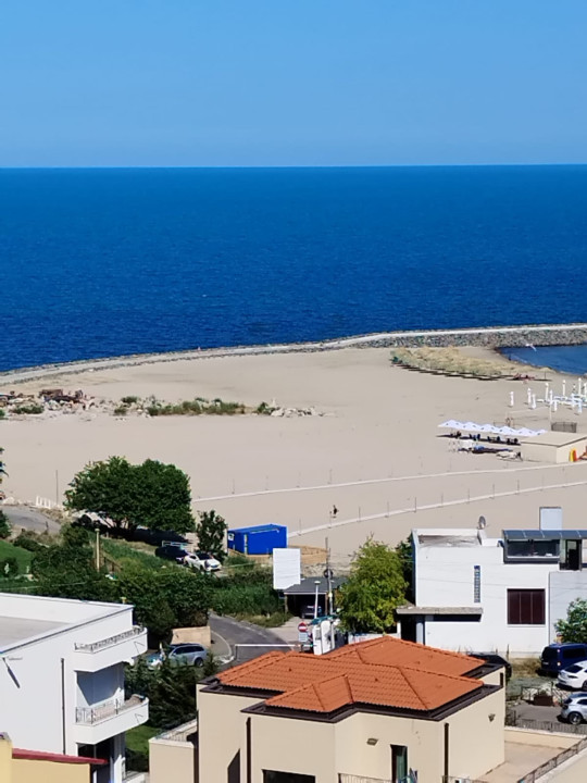 APARTAMENT 3 CAMERE | FALEZA NORD | VEDERE LA MARE