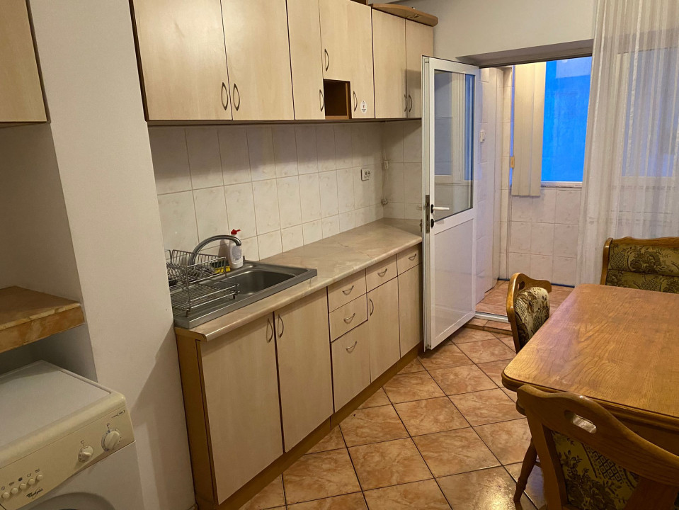 APARTAMENT 3 CAMERE | DECOMANDAT | ZONA VICTORIA | TERMEN LUNG