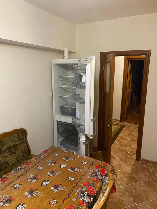 APARTAMENT 3 CAMERE | DECOMANDAT | ZONA VICTORIA | TERMEN LUNG