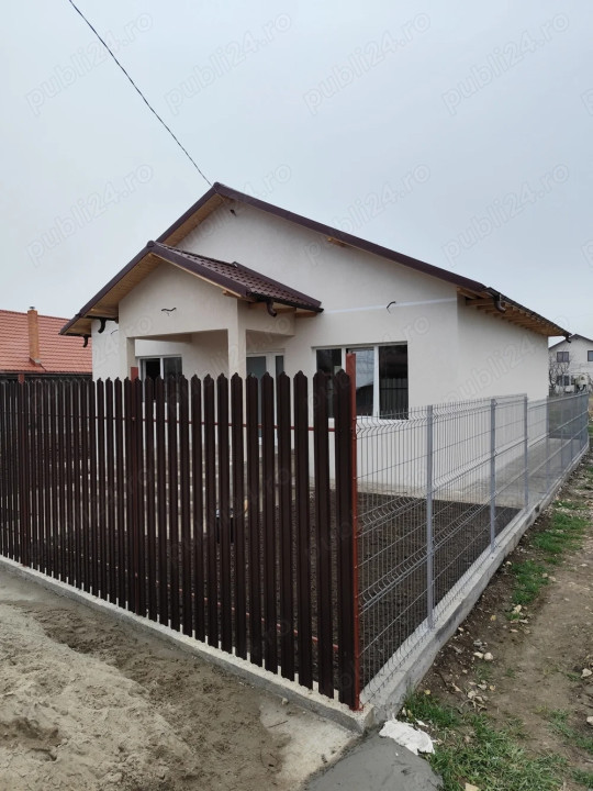 CASA CUMPANA 1 CU O SUPRAFATA DE 100 MP |