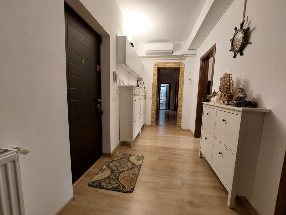 3 CAMERE  |  COMPOZITORI  | CONSTANTA