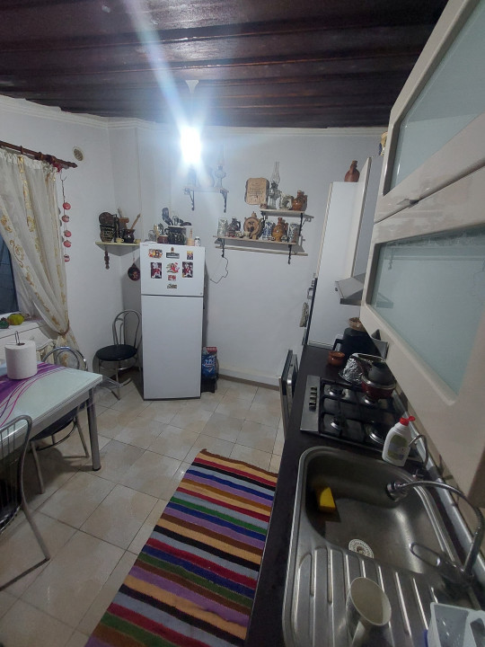 CASA 107 MP UTILI ZONA MEDEEA| 358  MP TEREN |