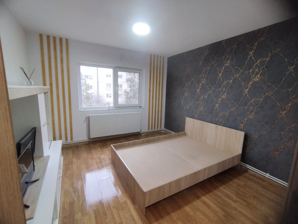 Apartament 3 Camere Decomandat | Zona CET Anda 