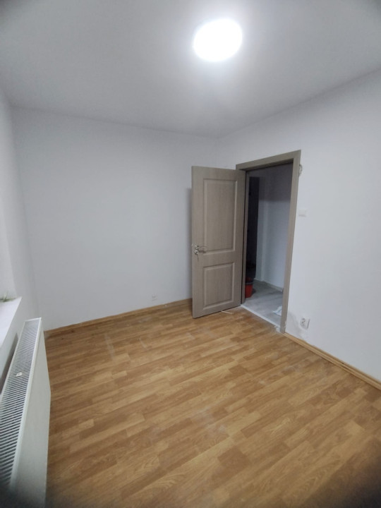 Apartament 3 Camere Decomandat | Zona CET Anda 