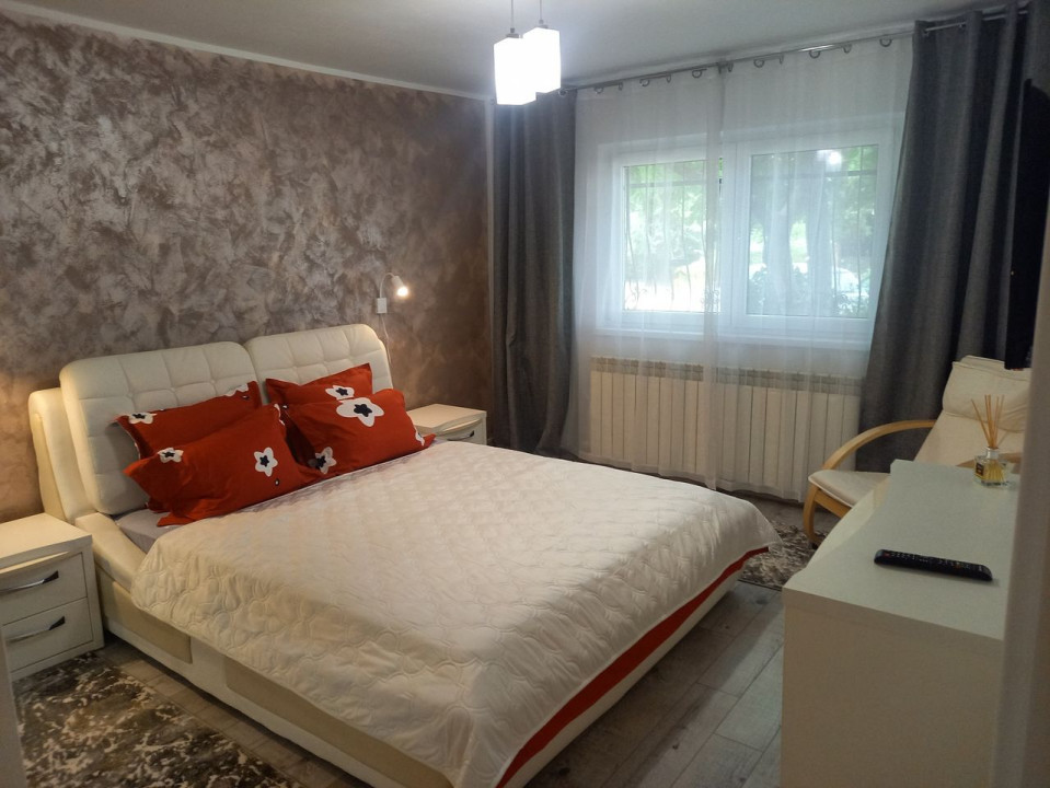 Apartament 2 camere decomandat lux 