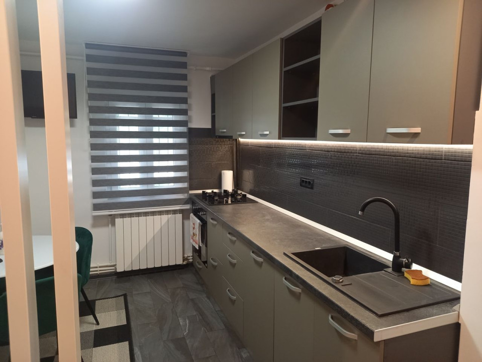 Apartament 2 camere decomandat lux 