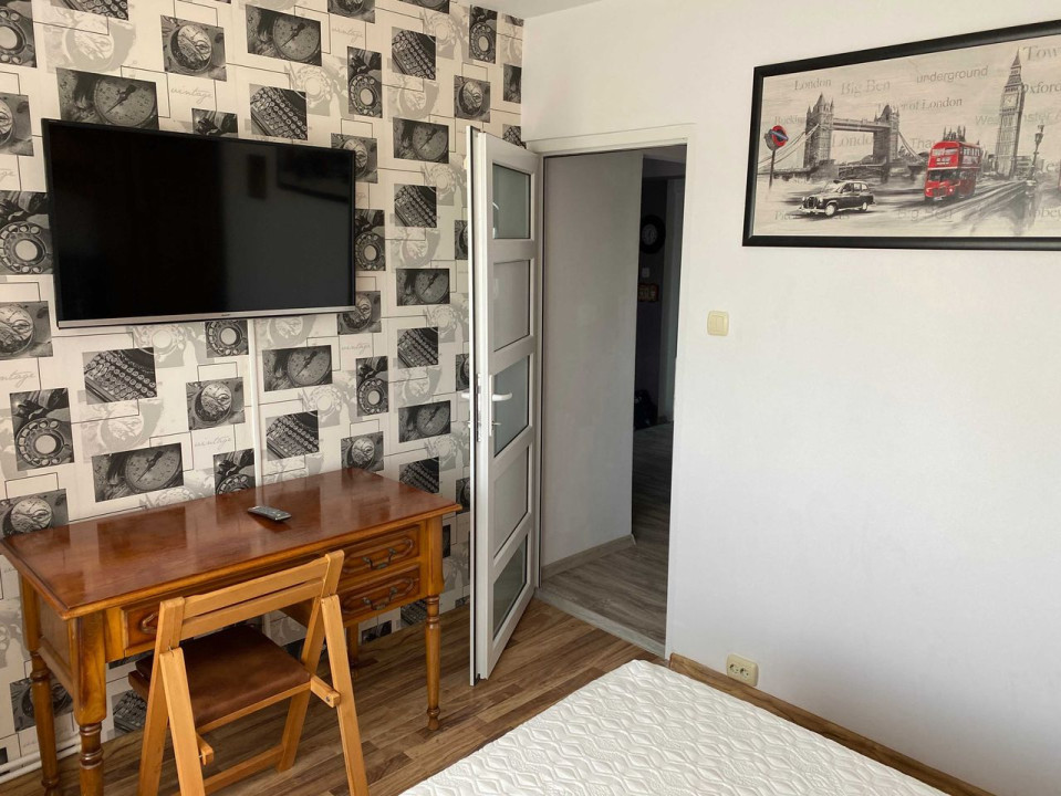 Apartament cu 3 camere decomandat Inel 1 