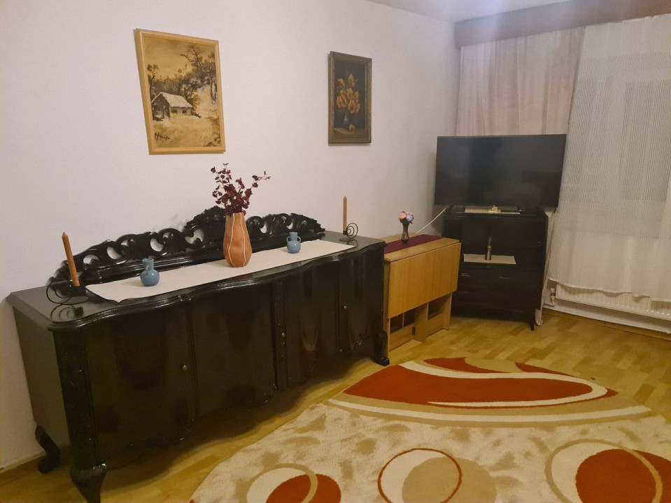 Apartament 2 camere decomandat Gara cu centrala proprie  