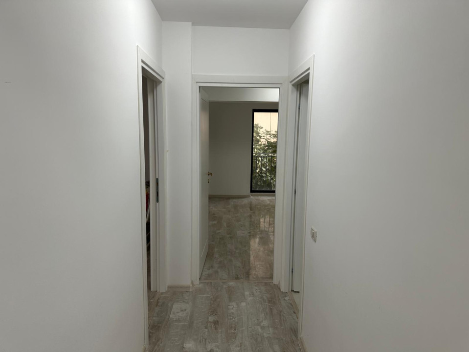 Apartament 3 Camere  || 105 mp || zona Tomis Plus || Loc de parcare inclus