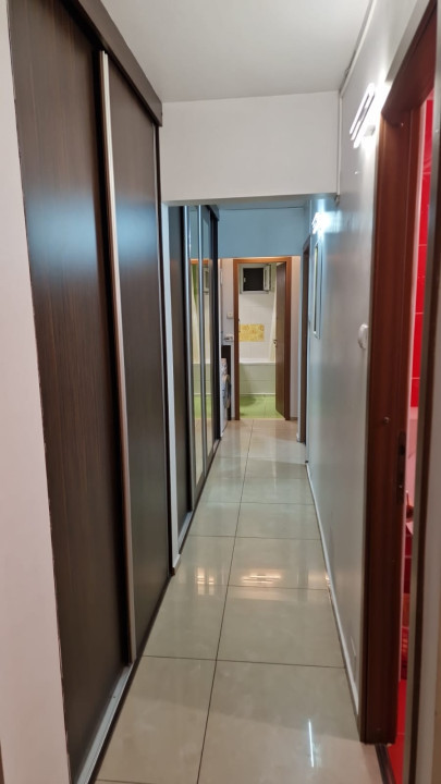 Apartament 3 camere zona Dacia Termen lung