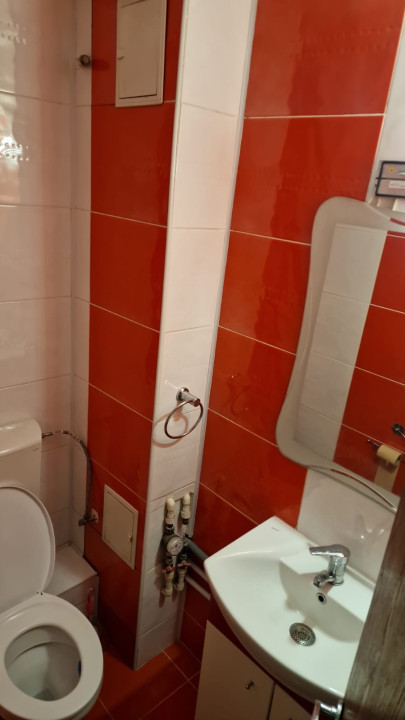 Apartament 3 camere zona Dacia Termen lung