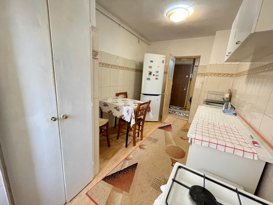 Apartament 2 camere zona Gara Termen lung