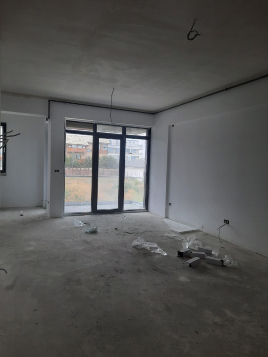 Apartament spațios bloc nou