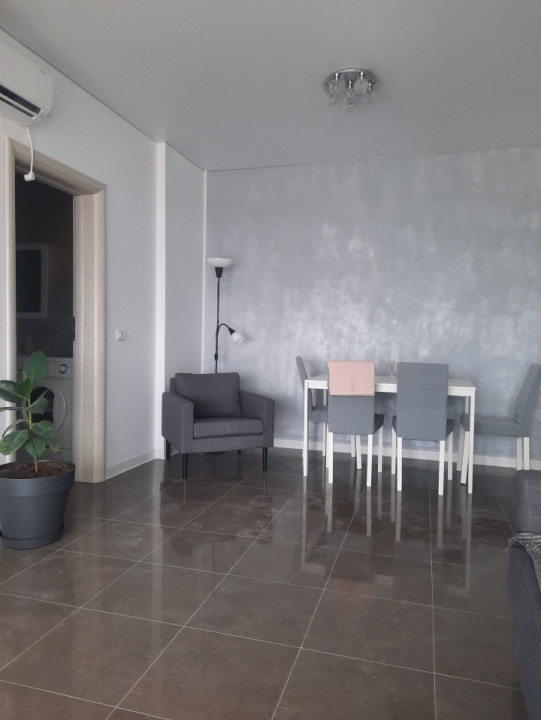 Apartament 2 camere, decomandat la alb sau la gata