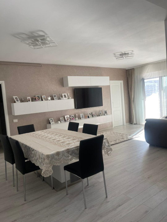 De Vanzare apartament 2 camere Mamaia Nord langa plaja