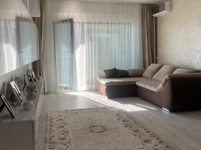 De Vanzare apartament 2 camere Mamaia Nord langa plaja